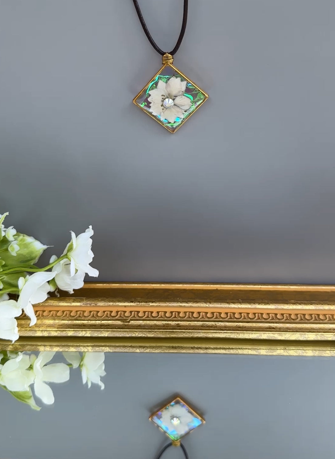 Preserved White Flower Resin Pendant with Reflective backing